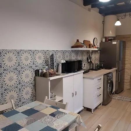 Casatuya Apartment *